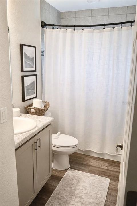 For Sale: $315,000 (3 beds, 2 baths, 1558 Square Feet)
