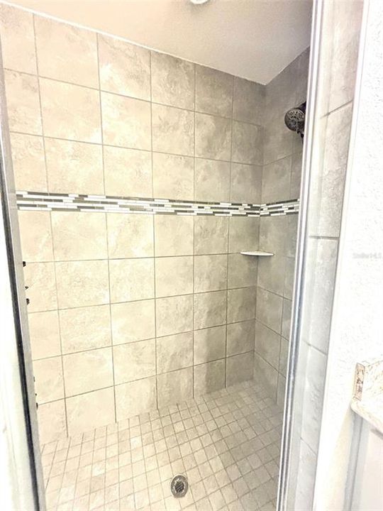 For Sale: $315,000 (3 beds, 2 baths, 1558 Square Feet)