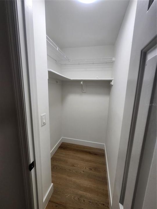 Activo con contrato: $230,000 (2 camas, 2 baños, 1124 Pies cuadrados)