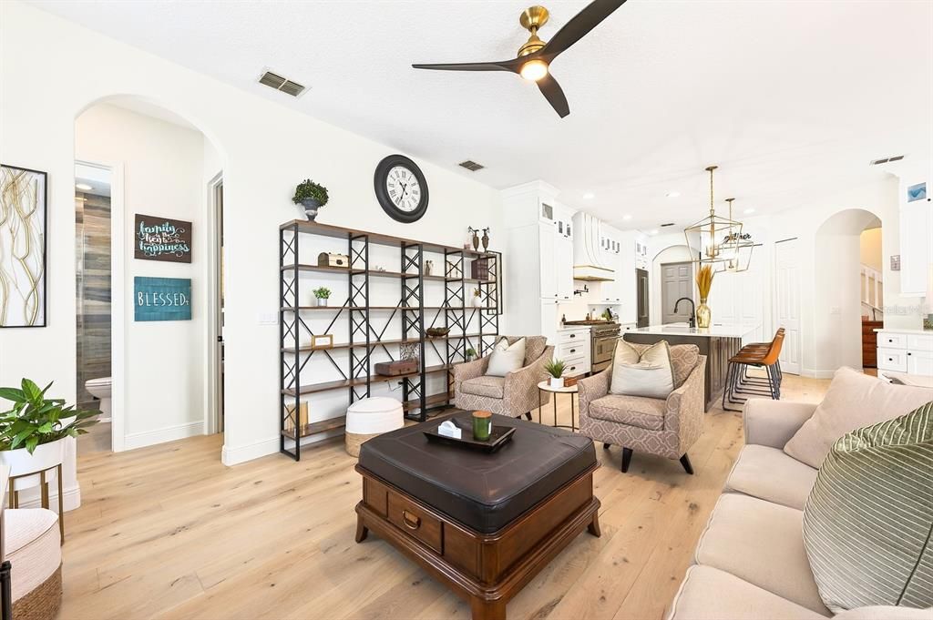 En Venta: $800,000 (4 camas, 3 baños, 2841 Pies cuadrados)