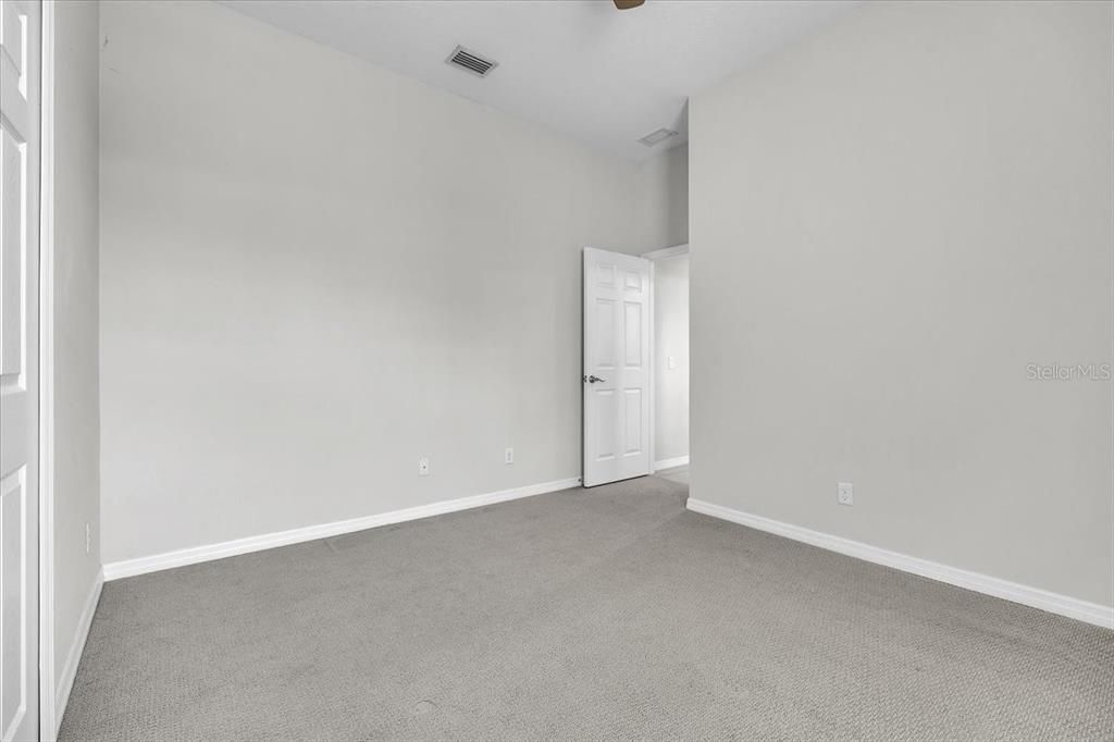 En Venta: $719,000 (3 camas, 2 baños, 2334 Pies cuadrados)