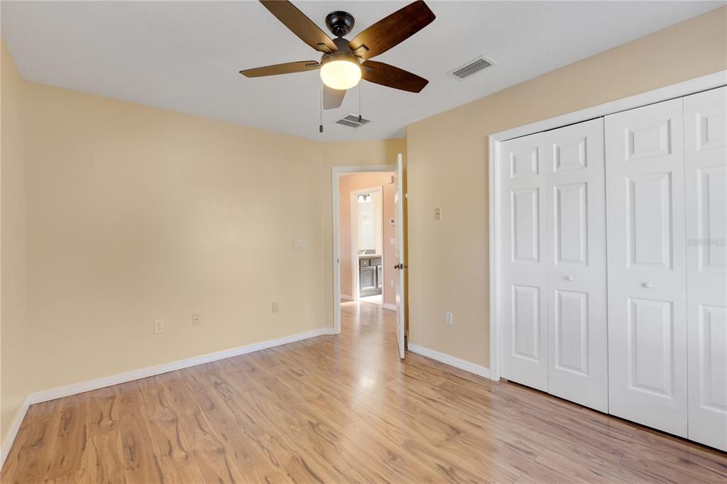 For Sale: $330,000 (3 beds, 2 baths, 1778 Square Feet)