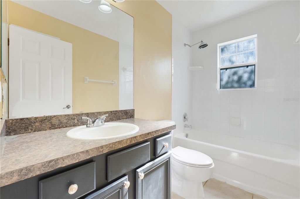 For Sale: $330,000 (3 beds, 2 baths, 1778 Square Feet)