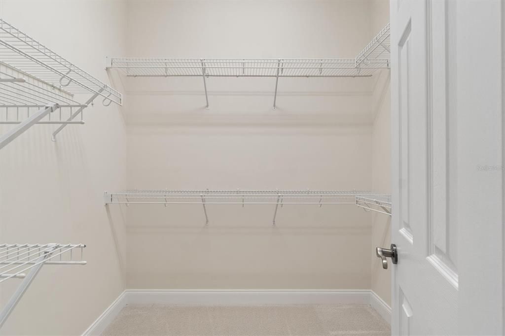 En Venta: $1,195,000 (3 camas, 2 baños, 3113 Pies cuadrados)