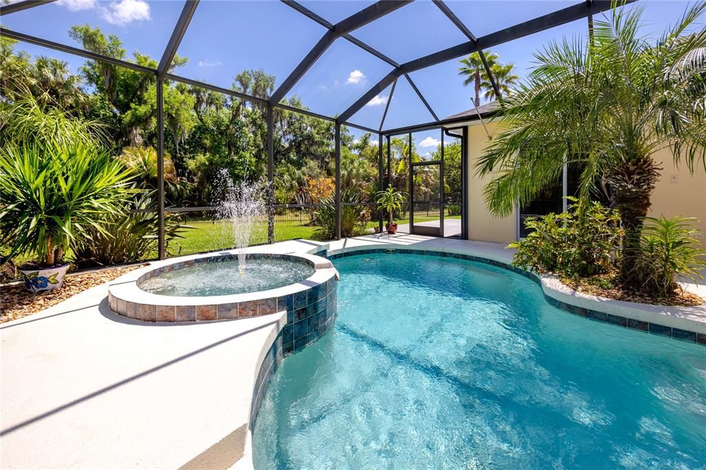 Под контрактом: $569,000 (4 спален, 3 ванн, 2322 Квадратных фут)