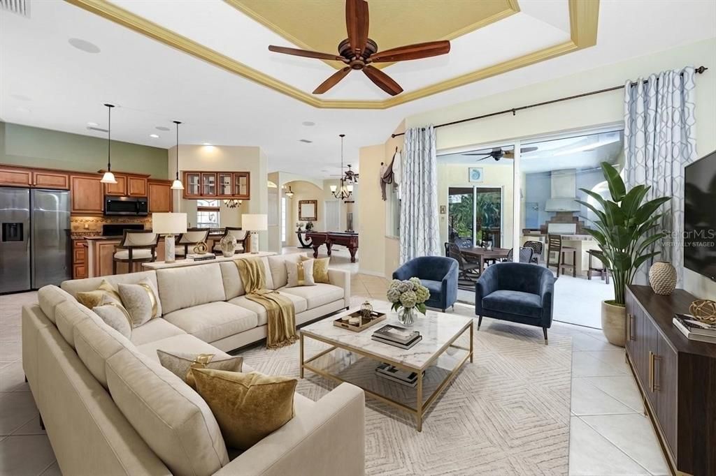 Под контрактом: $569,000 (4 спален, 3 ванн, 2322 Квадратных фут)