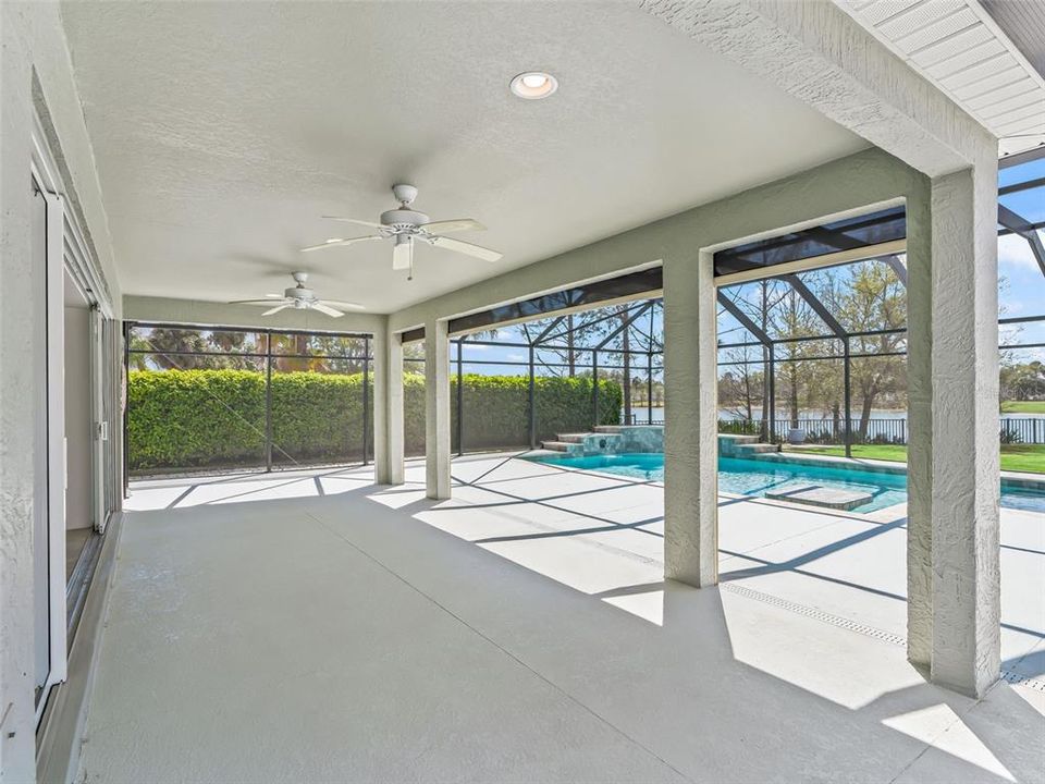 Activo con contrato: $799,000 (3 camas, 2 baños, 1851 Pies cuadrados)