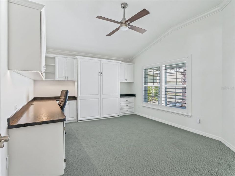 Activo con contrato: $799,000 (3 camas, 2 baños, 1851 Pies cuadrados)