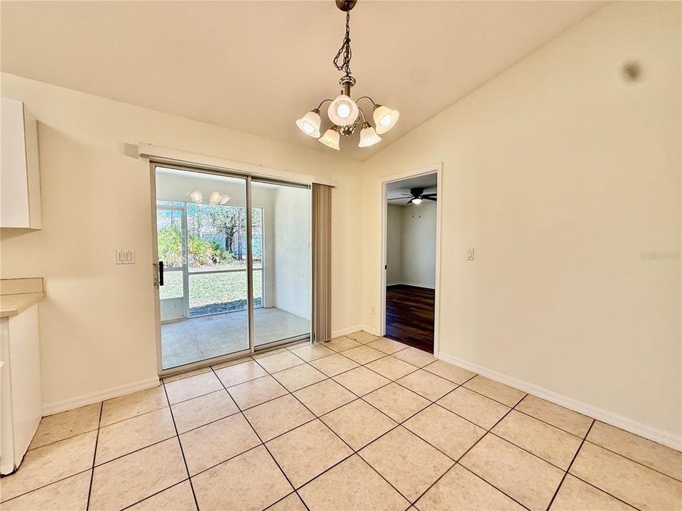 For Sale: $419,000 (6 beds, 0 baths, 2732 Square Feet)