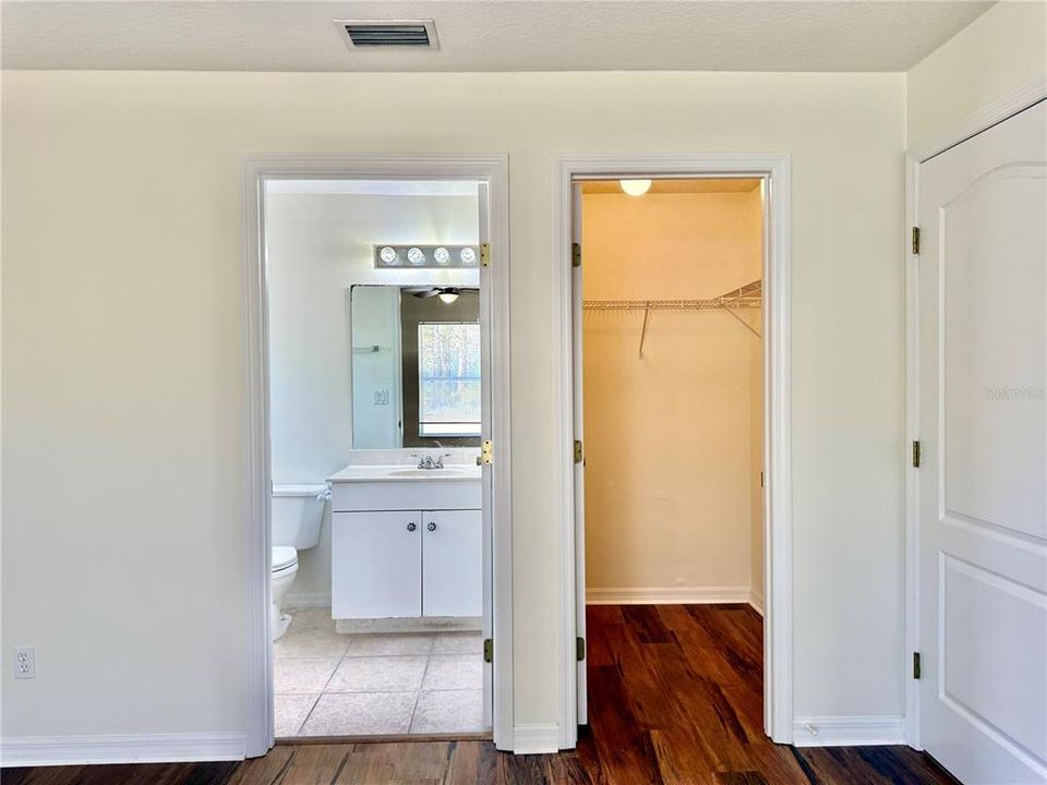 For Sale: $419,000 (6 beds, 0 baths, 2732 Square Feet)