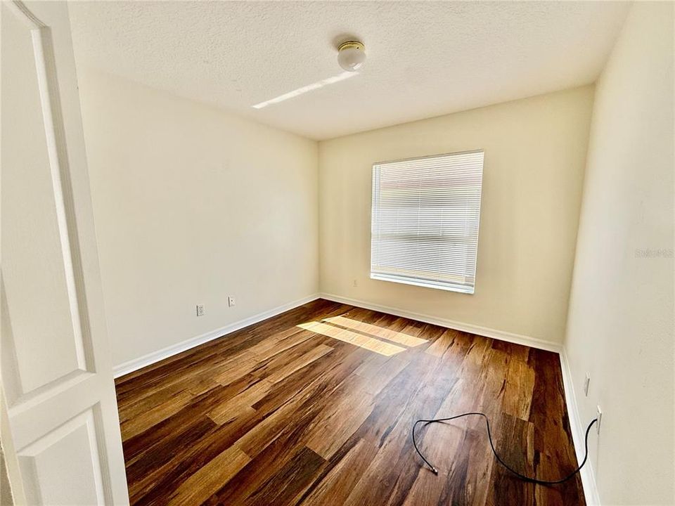 For Sale: $419,000 (6 beds, 0 baths, 2732 Square Feet)