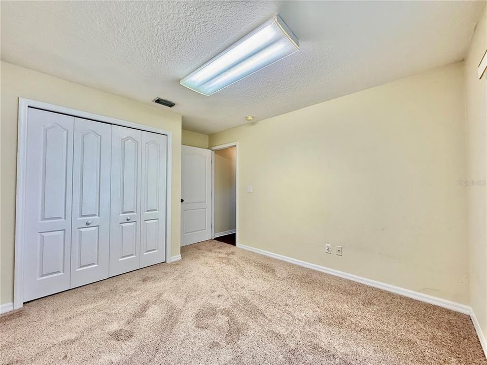 For Sale: $419,000 (6 beds, 0 baths, 2732 Square Feet)