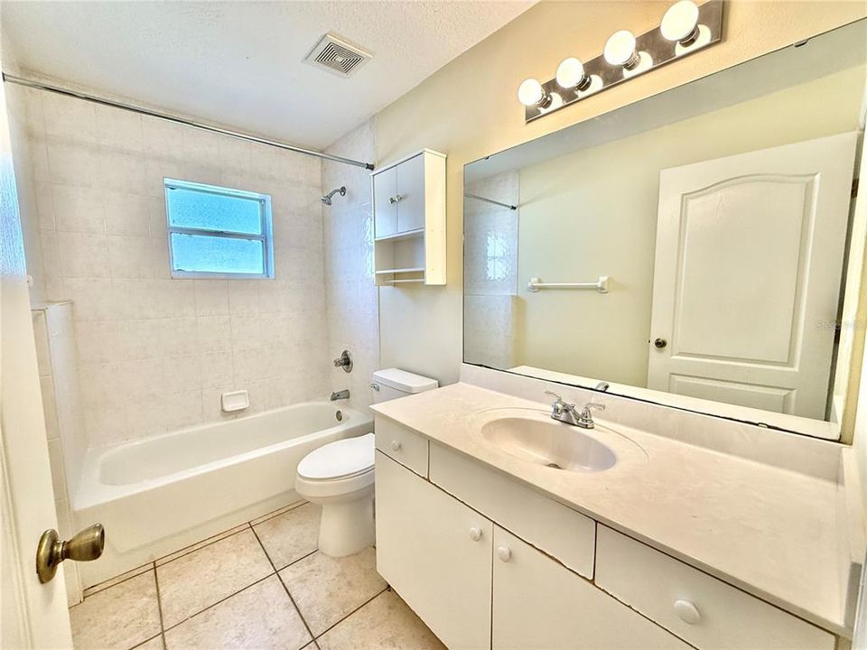 For Sale: $419,000 (6 beds, 0 baths, 2732 Square Feet)