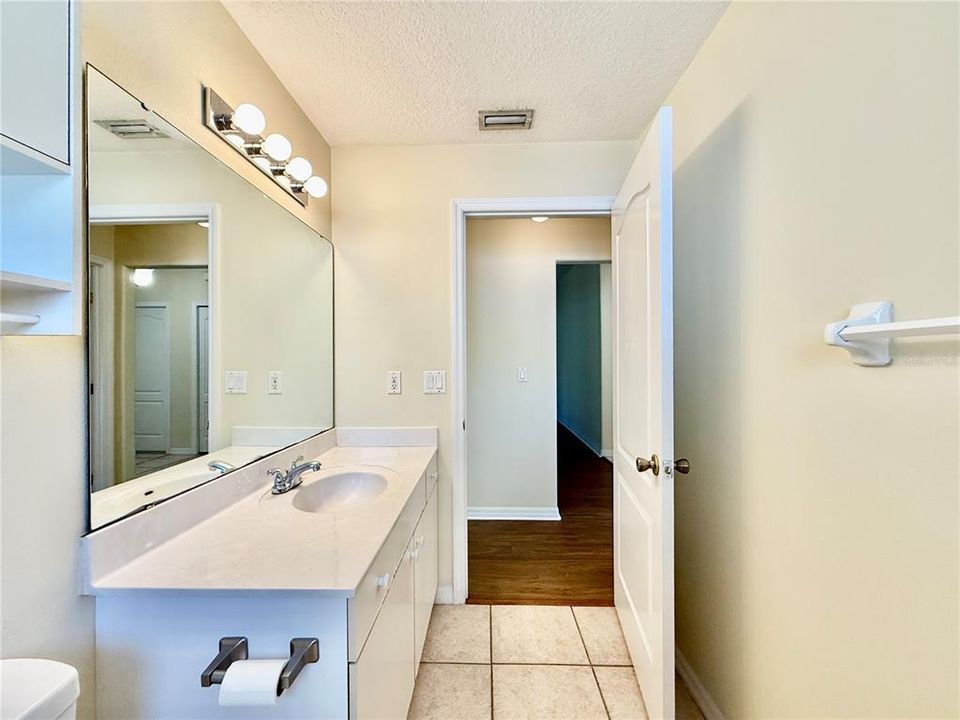 For Sale: $419,000 (6 beds, 0 baths, 2732 Square Feet)