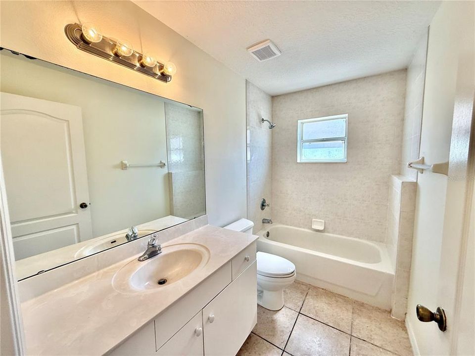 For Sale: $419,000 (6 beds, 0 baths, 2732 Square Feet)