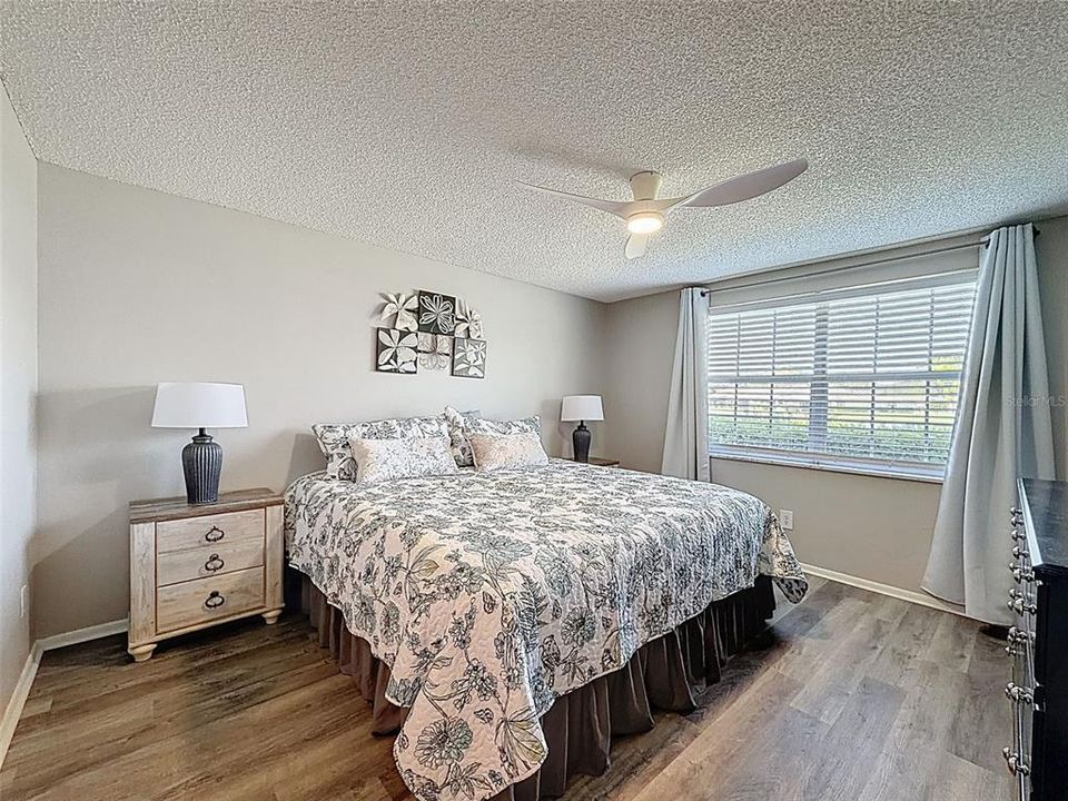 Activo con contrato: $124,900 (2 camas, 1 baños, 827 Pies cuadrados)