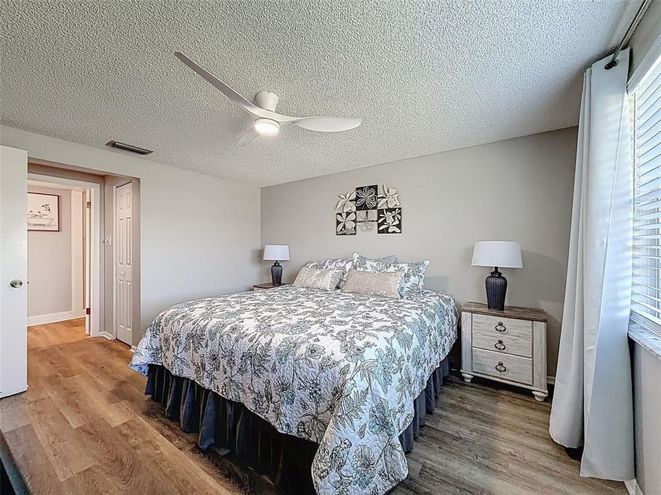 Activo con contrato: $124,900 (2 camas, 1 baños, 827 Pies cuadrados)