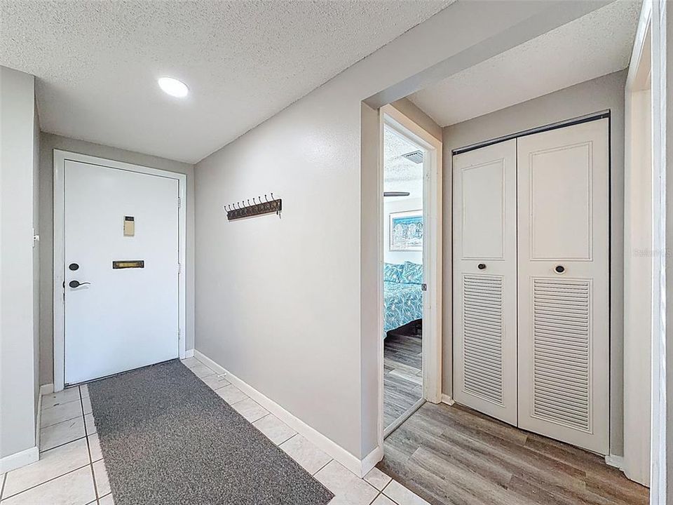 Activo con contrato: $124,900 (2 camas, 1 baños, 827 Pies cuadrados)