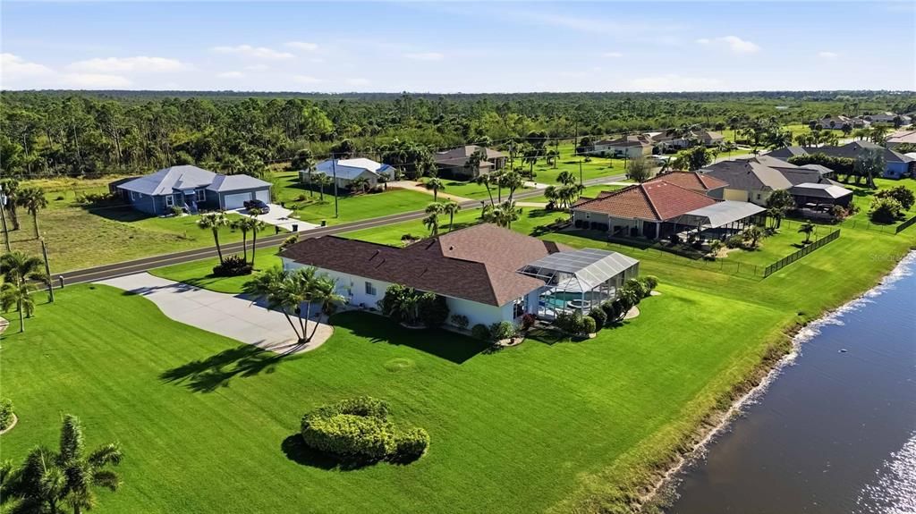 En Venta: $635,000 (3 camas, 2 baños, 2564 Pies cuadrados)