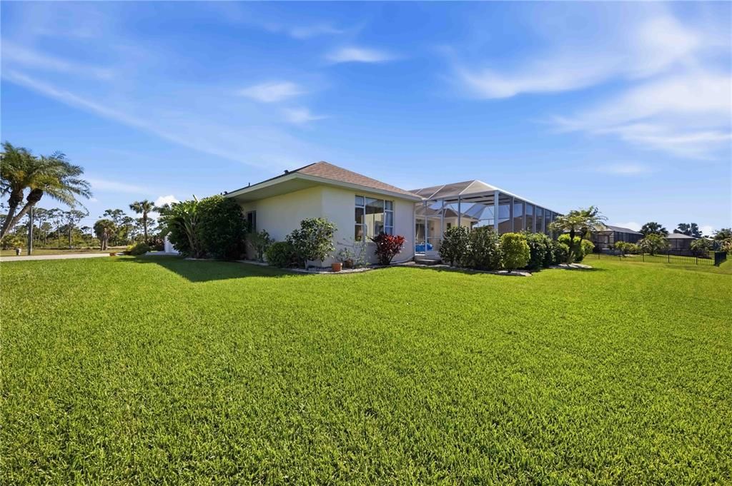 En Venta: $635,000 (3 camas, 2 baños, 2564 Pies cuadrados)