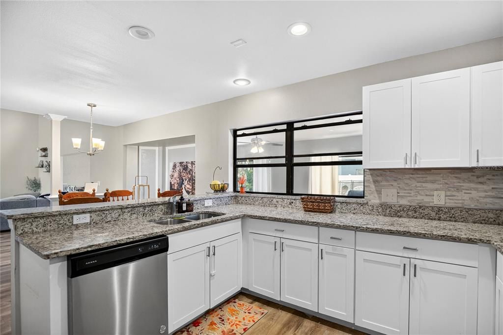 Active With Contract: $637,500 (5 beds, 3 baths, 3462 Square Feet)