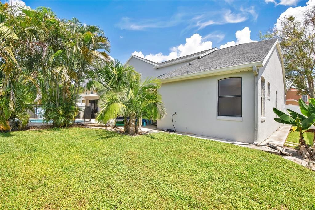 Active With Contract: $637,500 (5 beds, 3 baths, 3462 Square Feet)