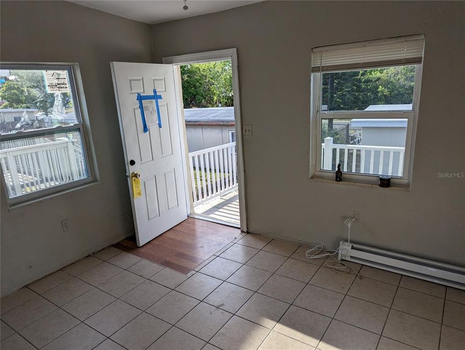 For Rent: $1,250 (2 beds, 1 baths, 616 Square Feet)