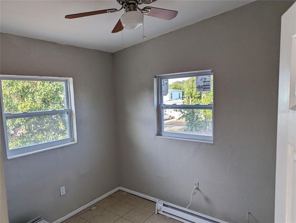 For Rent: $1,250 (2 beds, 1 baths, 616 Square Feet)
