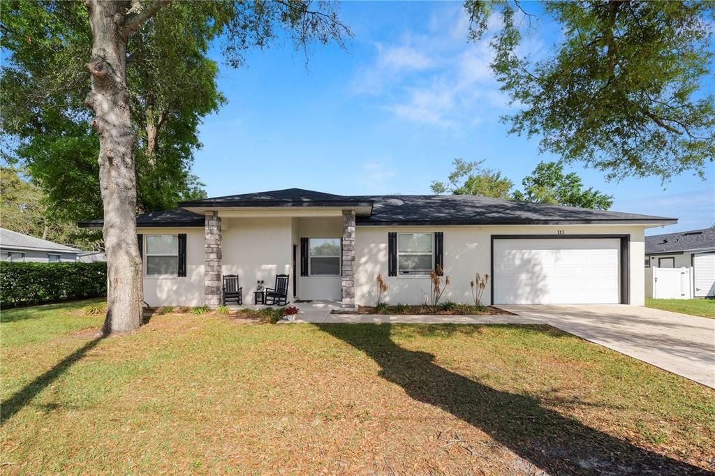 Activo con contrato: $285,000 (3 camas, 2 baños, 1539 Pies cuadrados)