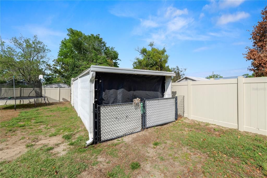 Activo con contrato: $285,000 (3 camas, 2 baños, 1539 Pies cuadrados)