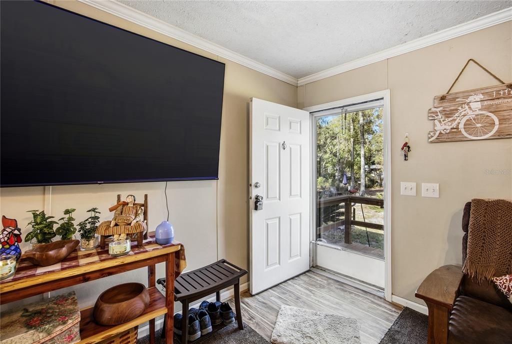En Venta: $199,900 (3 camas, 2 baños, 1560 Pies cuadrados)