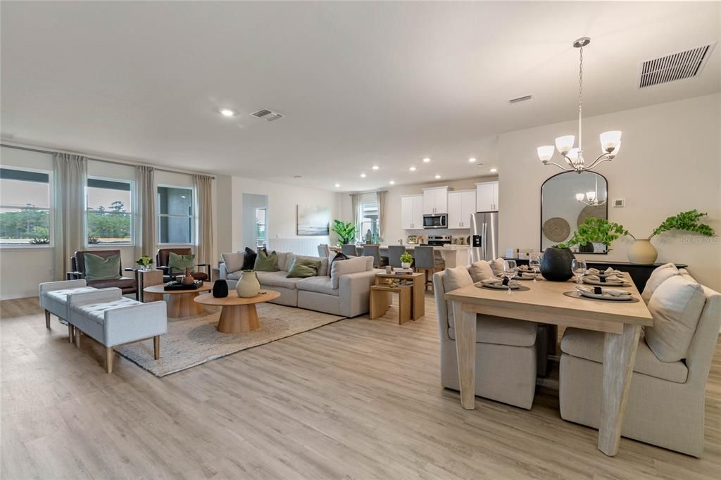 En Venta: $604,990 (4 camas, 3 baños, 2361 Pies cuadrados)