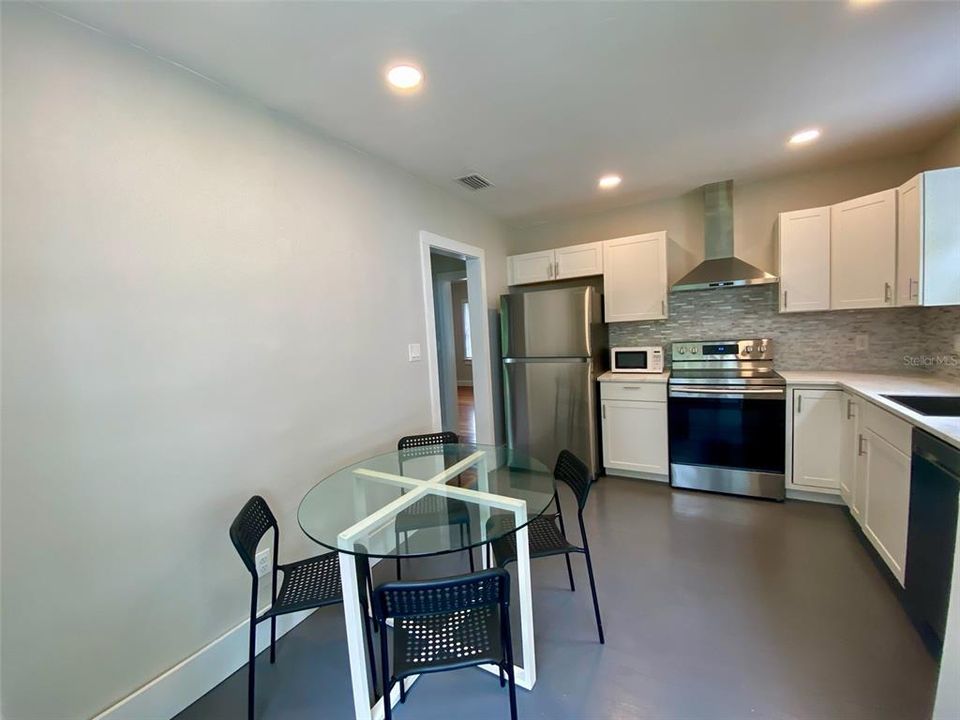 For Sale: $629,000 (3 beds, 2 baths, 1520 Square Feet)