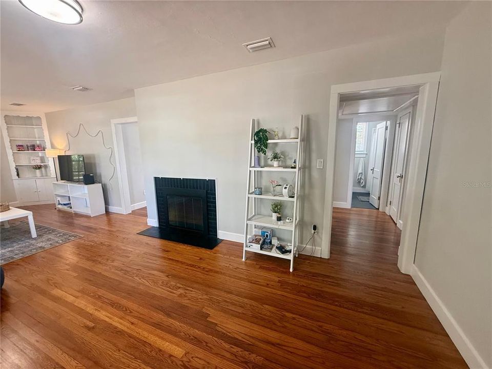 For Sale: $629,000 (3 beds, 2 baths, 1520 Square Feet)