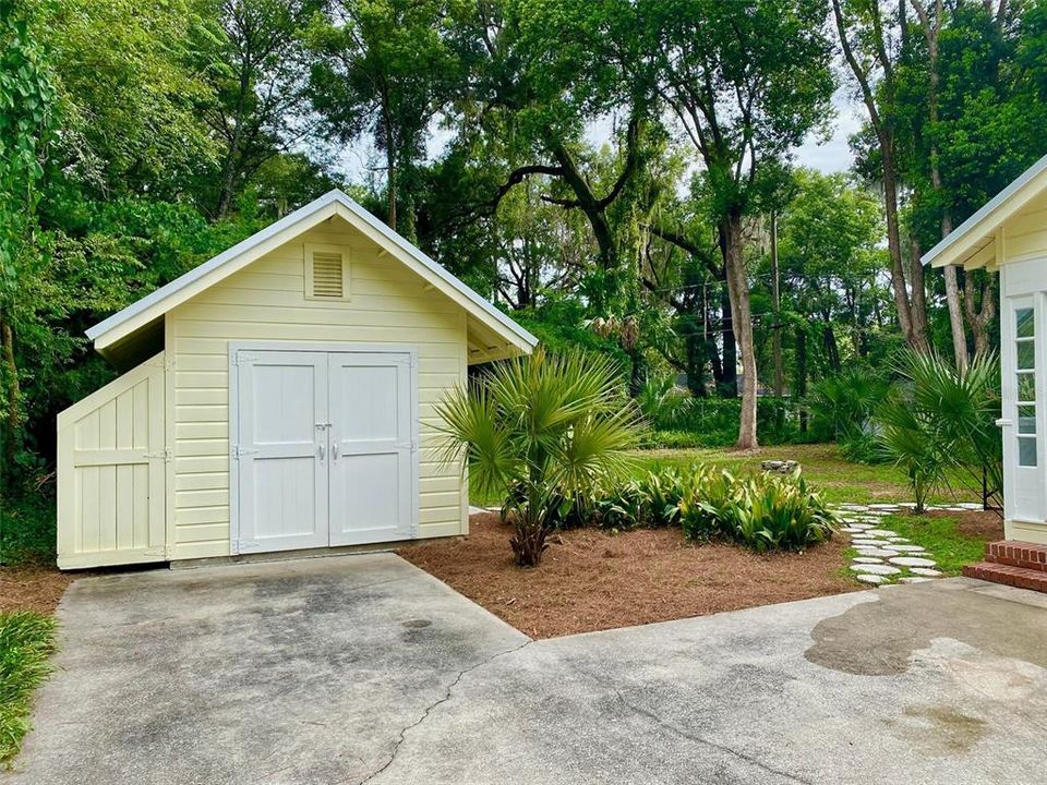 For Sale: $629,000 (3 beds, 2 baths, 1520 Square Feet)