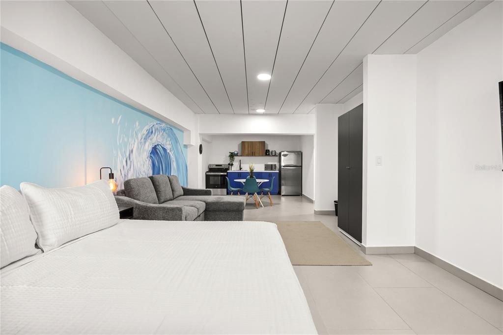 В аренду: $1,800 (0 спален, 1 ванн, 566 Квадратных фут)