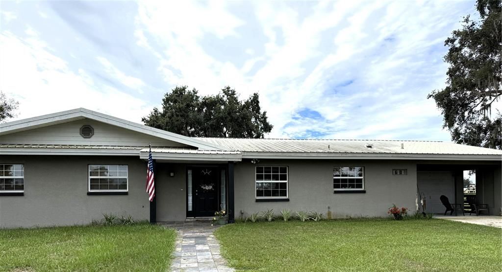 Activo con contrato: $1,849,000 (5 camas, 3 baños, 3238 Pies cuadrados)