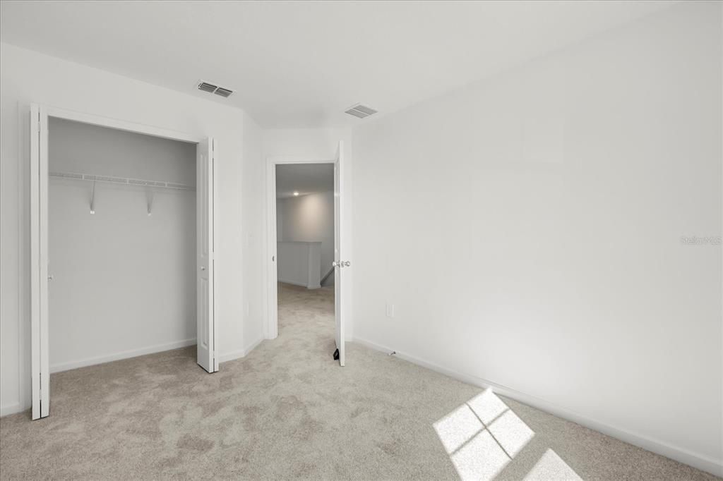 For Sale: $215,000 (3 beds, 2 baths, 1708 Square Feet)