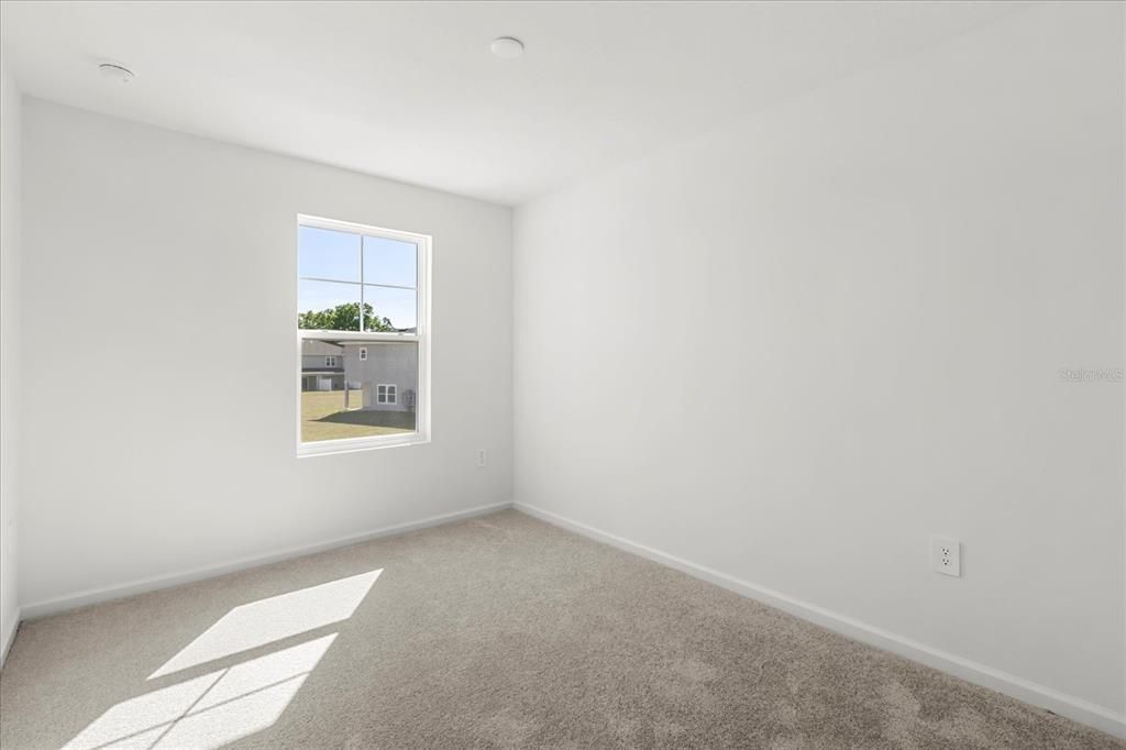 For Sale: $215,000 (3 beds, 2 baths, 1708 Square Feet)