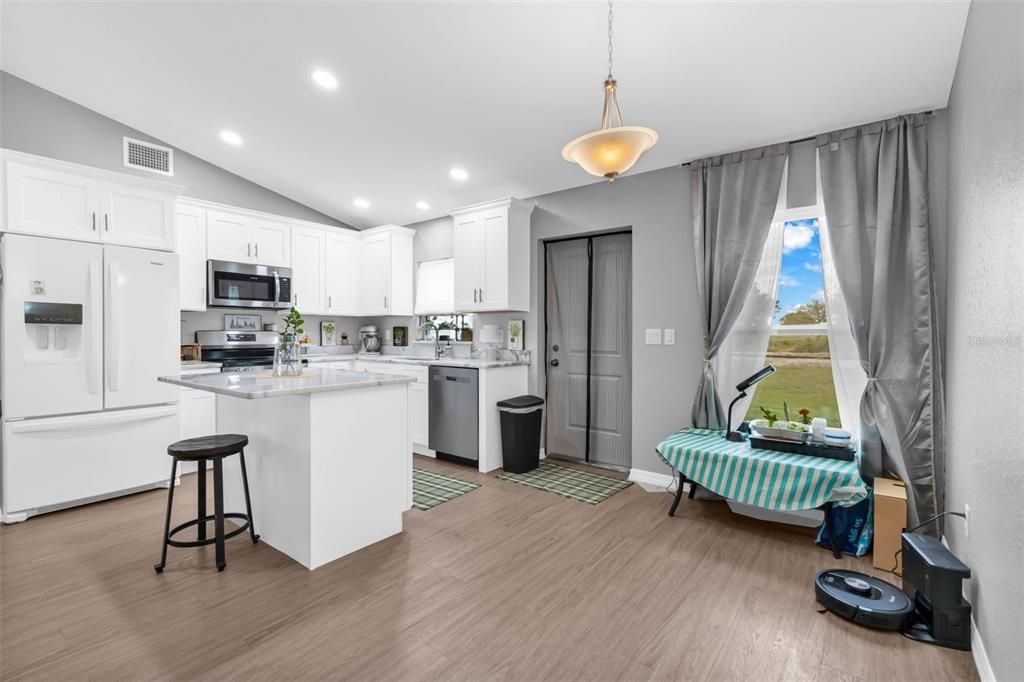 En Venta: $339,000 (3 camas, 2 baños, 1533 Pies cuadrados)