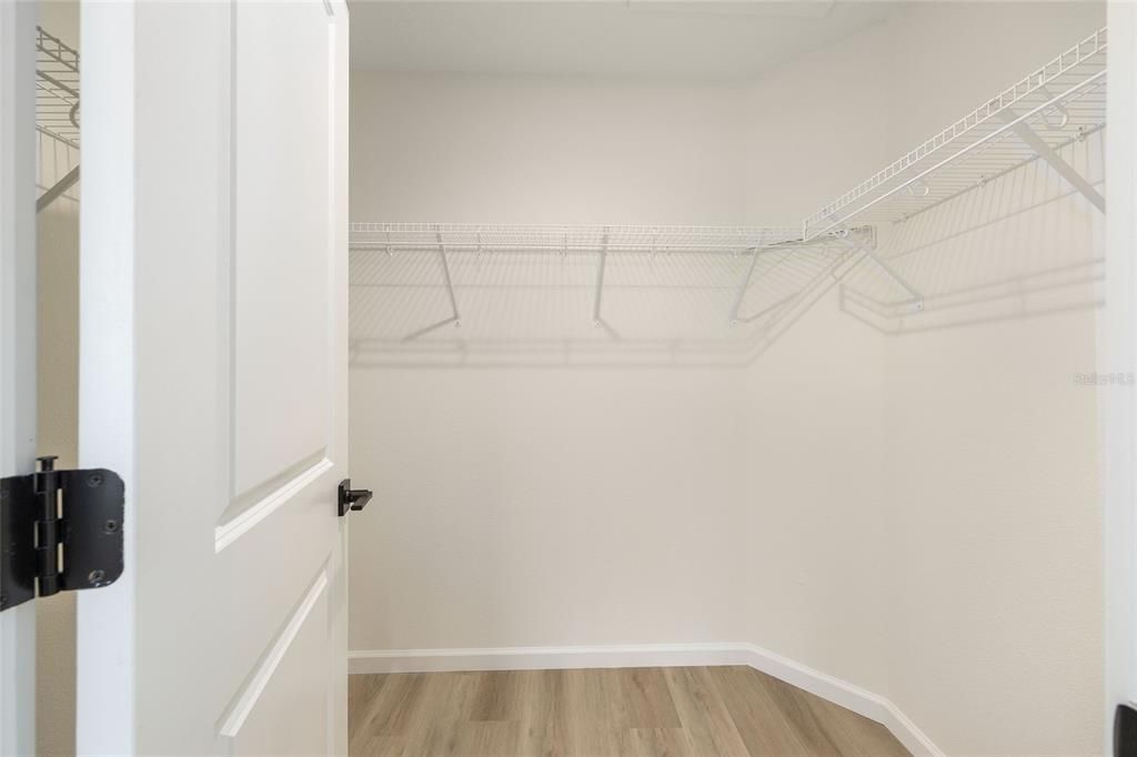 En Venta: $230,000 (3 camas, 2 baños, 1240 Pies cuadrados)