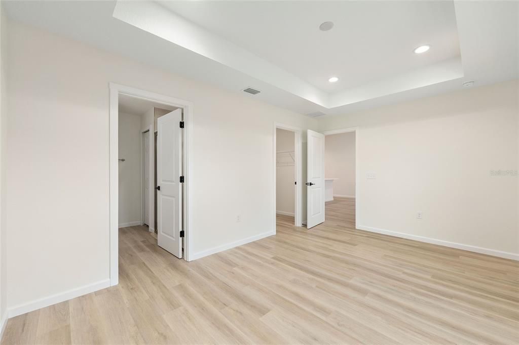 En Venta: $230,000 (3 camas, 2 baños, 1240 Pies cuadrados)