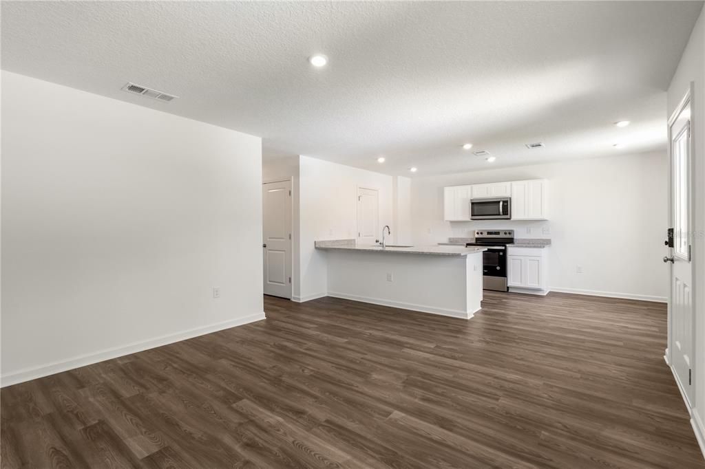 En Venta: $249,990 (3 camas, 2 baños, 1114 Pies cuadrados)