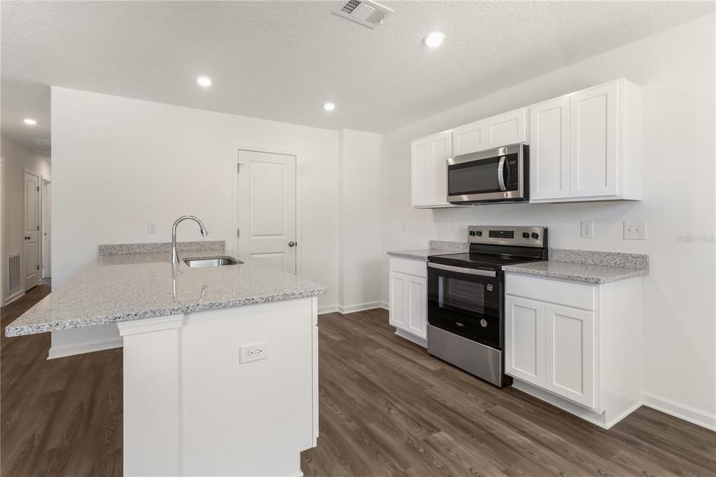 En Venta: $249,990 (3 camas, 2 baños, 1114 Pies cuadrados)