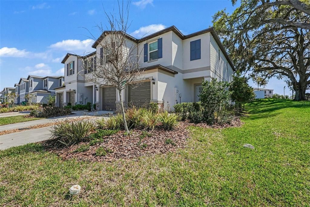 На продажу: $249,900 (2 спален, 2 ванн, 1541 Квадратных фут)