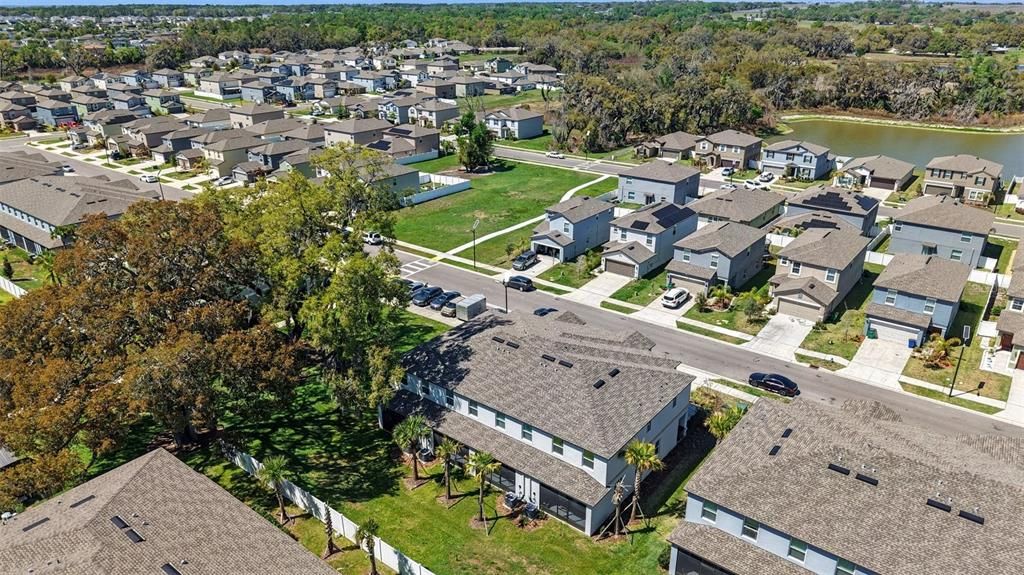 На продажу: $249,900 (2 спален, 2 ванн, 1541 Квадратных фут)