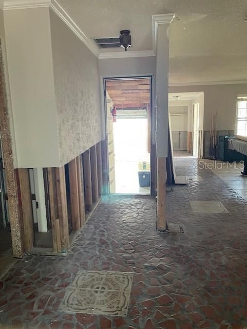 Active With Contract: $285,000 (4 beds, 3 baths, 2080 Square Feet)