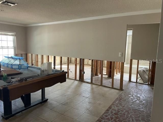 Active With Contract: $285,000 (4 beds, 3 baths, 2080 Square Feet)