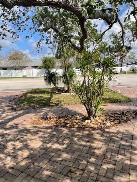 Active With Contract: $285,000 (4 beds, 3 baths, 2080 Square Feet)