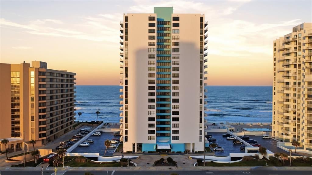 En Venta: $325,000 (2 camas, 2 baños, 1141 Pies cuadrados)